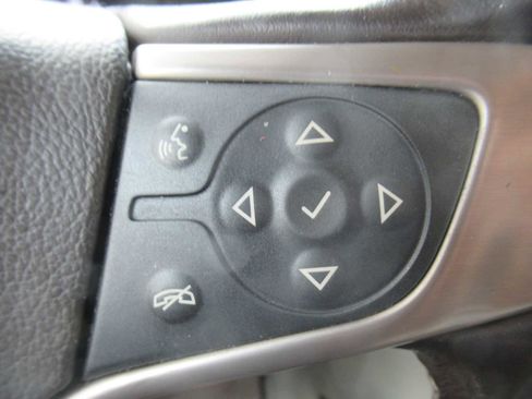 Used 2020 GMC Yukon Denali w/ Open Road Package image 23