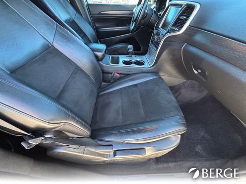 Used 2015 Jeep Grand Cherokee Altitude image 12
