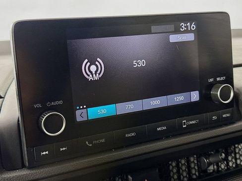 Used 2025 Honda CR-V LX image 22
