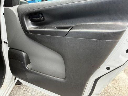 Used 2020 Nissan NV200 S FWD image 28