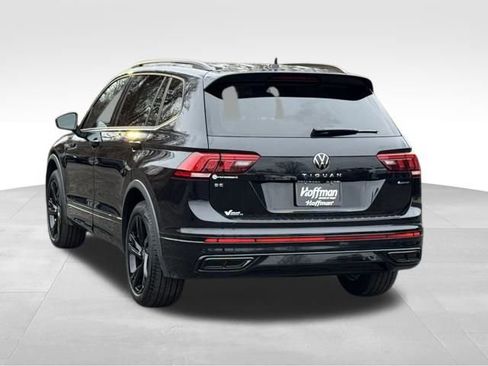 Used 2024 Volkswagen Tiguan SE R-Line image 5