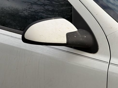 Used 2009 Pontiac G5 FWD image 9