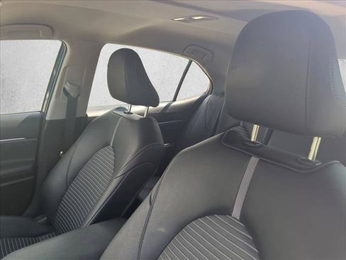 Used 2023 Toyota Camry SE FWD image 13