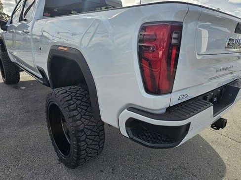 New 2026 GMC Sierra 2500 Denali Ultimate image 16