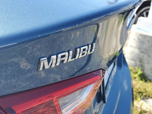 Used 2025 Chevrolet Malibu LT FWD image 6