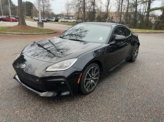 Used 2024 Toyota GR86 video 1