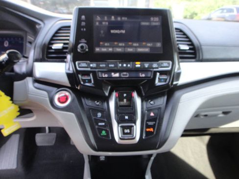 Used 2020 Honda Odyssey EX image 8