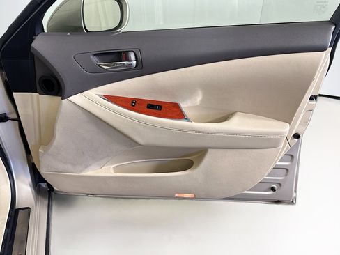 Used 2012 Lexus ES 350 image 32