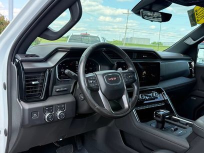 Used 2022 GMC Sierra 1500 AT4 w/ AT4 Premium Package