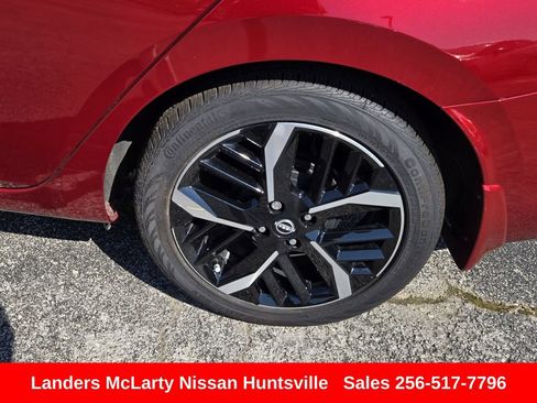 Used 2025 Nissan Versa SR w/ Trunk Package FWD image 12