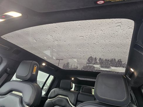 Used 2022 Rivian R1S Launch Edition AWD/4WD image 24