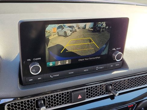 Certified 2022 Honda Civic EX image 17