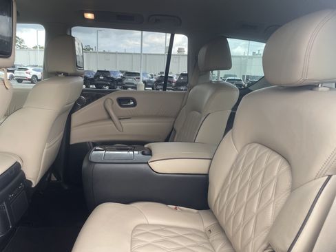 Used 2023 Nissan Armada Platinum w/ Captain's Chairs Package AWD/4WD image 32
