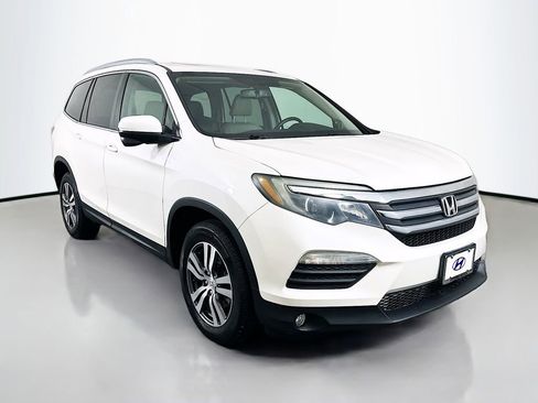 Used 2017 Honda Pilot EX-L image 3