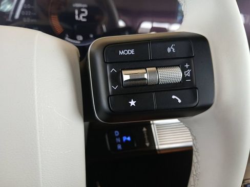Used 2026 Hyundai Santa Fe SEL FWD image 18