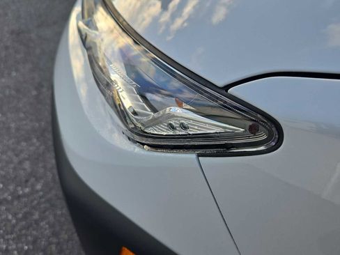 Used 2019 Hyundai Kona Limited image 11