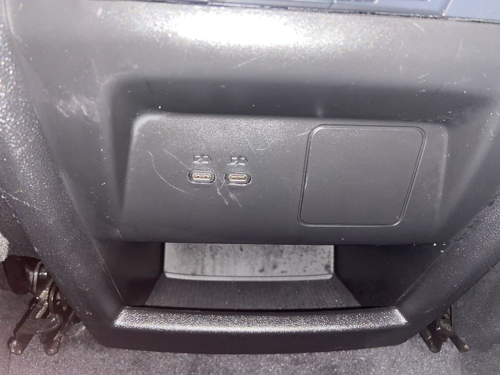 Certified 2025 Chevrolet Traverse LT AWD/4WD image 34