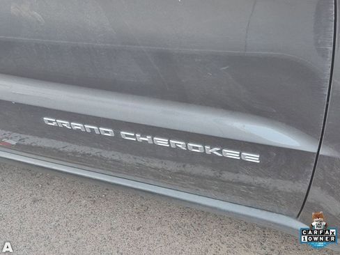 Used 2021 Jeep Grand Cherokee L Limited AWD/4WD image 6