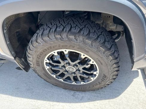 Used 2023 Toyota Tundra SR5 w/ TRD Off-Road Premium Package AWD/4WD image 10