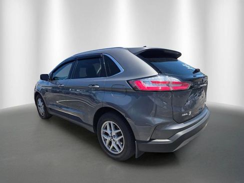 Used 2021 Ford Edge SEL w/ Convenience Package FWD image 2