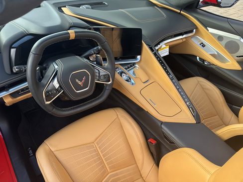 Used 2024 Chevrolet Corvette Stingray Premium Conv image 14