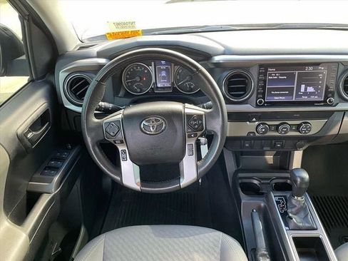 Used 2022 Toyota Tacoma SR5 image 12