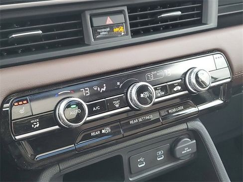 New 2026 Honda Pilot Touring image 30