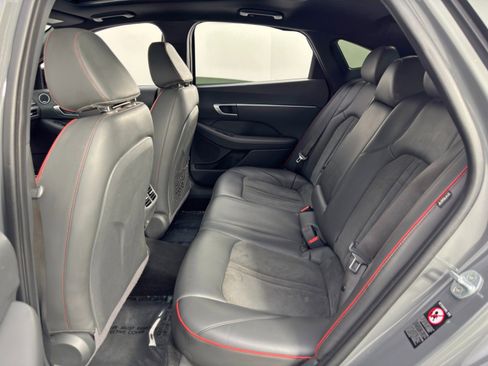 Used 2022 Hyundai Sonata SEL Plus w/ Preferred Accessory Package image 37