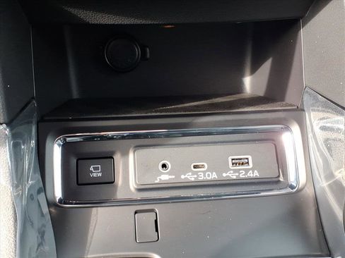 New 2026 Subaru Ascent Limited Bronze image 10