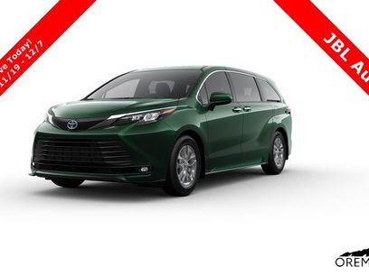 New 2026 Toyota Sienna XLE