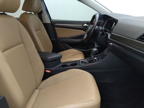 Used 2019 Volkswagen Jetta SEL image 21