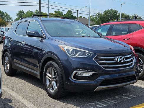 Used 2018 Hyundai Santa Fe Sport AWD/4WD image 2