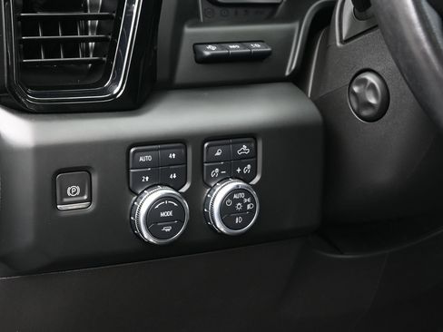 Used 2022 GMC Sierra 1500 AT4X AWD/4WD image 23