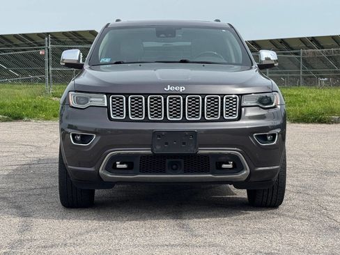 Used 2017 Jeep Grand Cherokee Overland w/ Jeep Active Safety Group AWD/4WD image 7