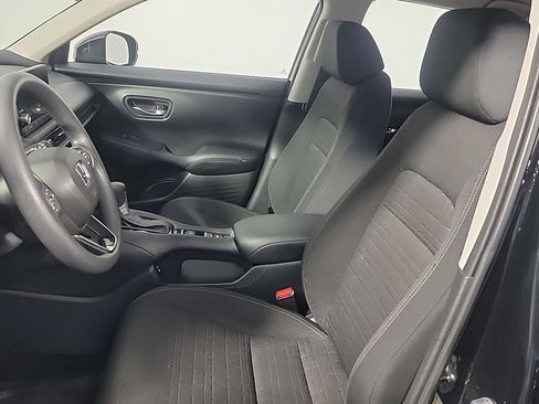 Used 2025 Honda HR-V LX image 16
