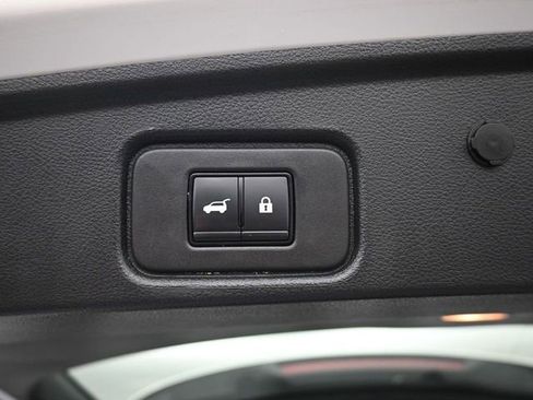 Used 2023 Nissan Pathfinder Platinum AWD/4WD image 35