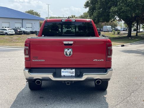 Used 2019 RAM 1500 Laramie AWD/4WD image 17