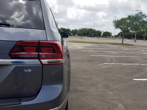 Used 2019 Volkswagen Atlas SE FWD image 23