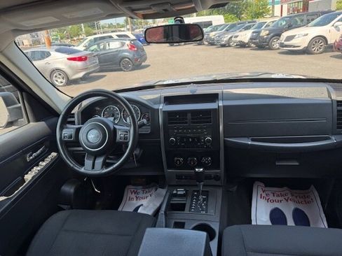 Used 2011 Jeep Liberty Sport w/ Popular Equipment Group image 9