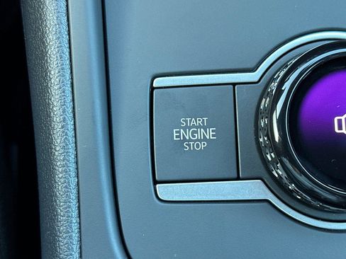 New 2026 Volkswagen Tiguan SE R-Line image 21