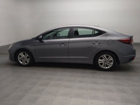Used 2019 Hyundai Elantra Value Edition w/ Winter Weather Package FWD image 3