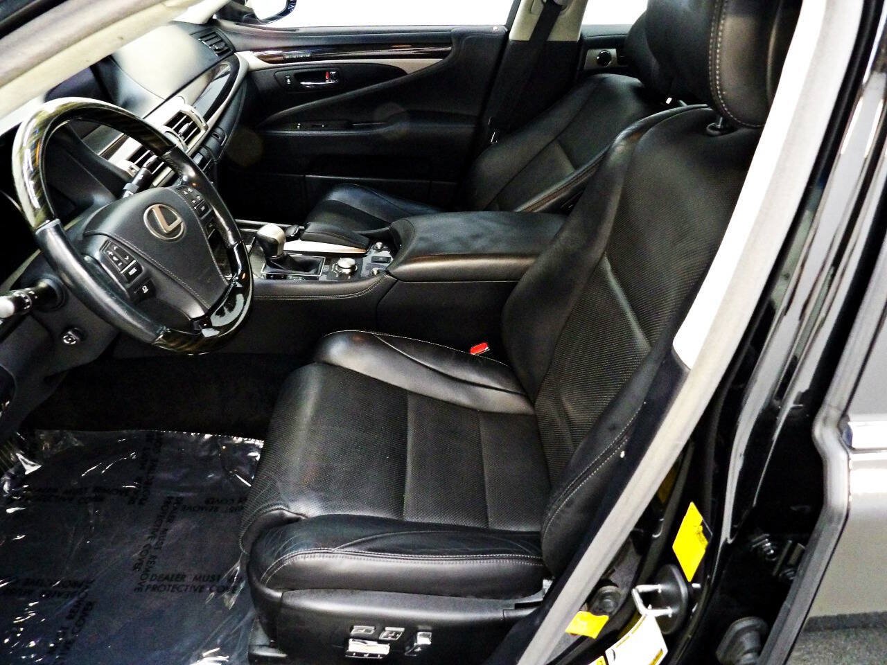 Used 2014 Lexus LS 460 AWD w/ Comfort Package image 8
