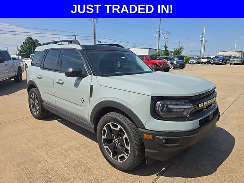 Used 2023 Ford Bronco Sport Outer Banks w/ Tech Package AWD/4WD image 1