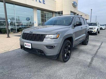 Used 2019 Jeep Grand Cherokee Laredo