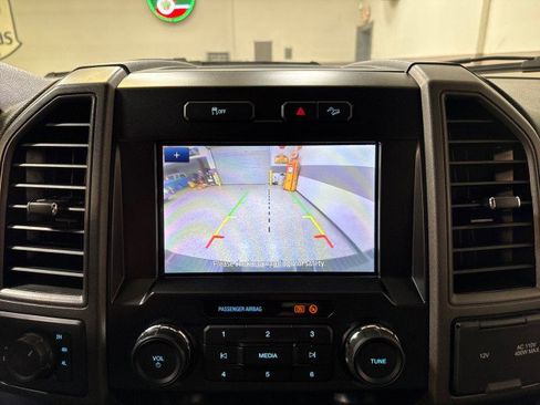 Used 2022 Ford F250 XL w/ STX Appearance Package image 28