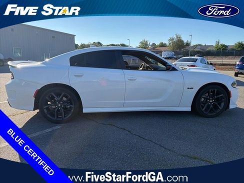 Used 2023 Dodge Charger R/T w/ Blacktop Package RWD image 2