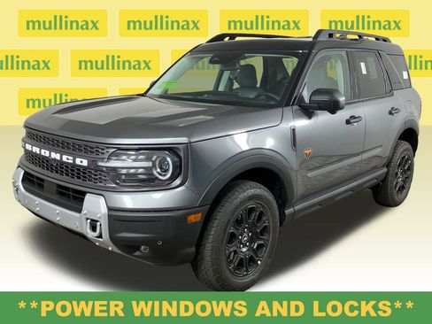 New 2025 Ford Bronco Sport Badlands image 14