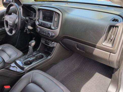 Certified 2022 GMC Canyon AT4 w/ Trailering Package AWD/4WD image 24