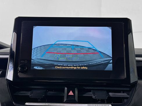 Used 2024 Toyota Corolla LE image 24