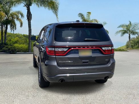 Used 2025 Dodge Durango GT RWD image 4